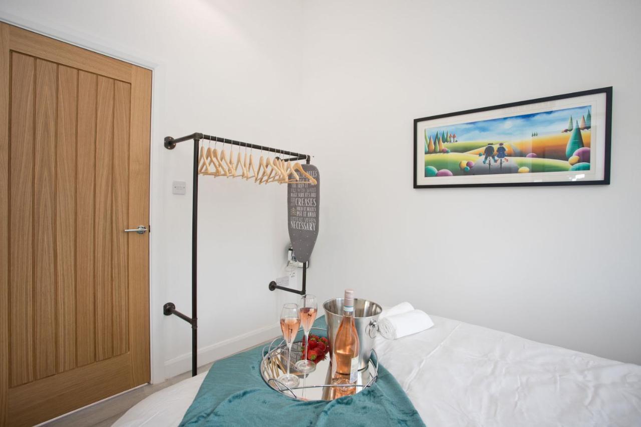 The Bearded Goat Den - A Rural Retreat At This Modern Holiday Cottage Saint Leonards 외부 사진