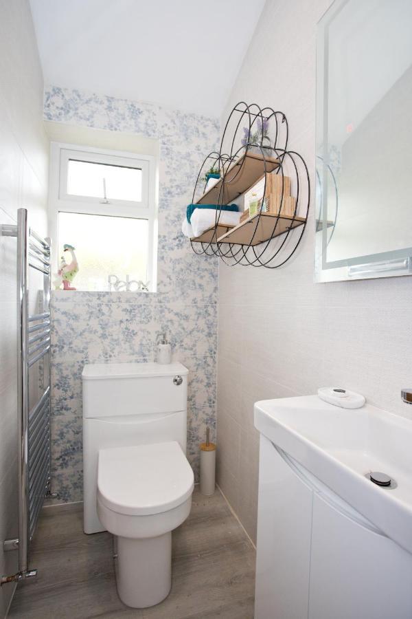 The Bearded Goat Den - A Rural Retreat At This Modern Holiday Cottage Saint Leonards 외부 사진