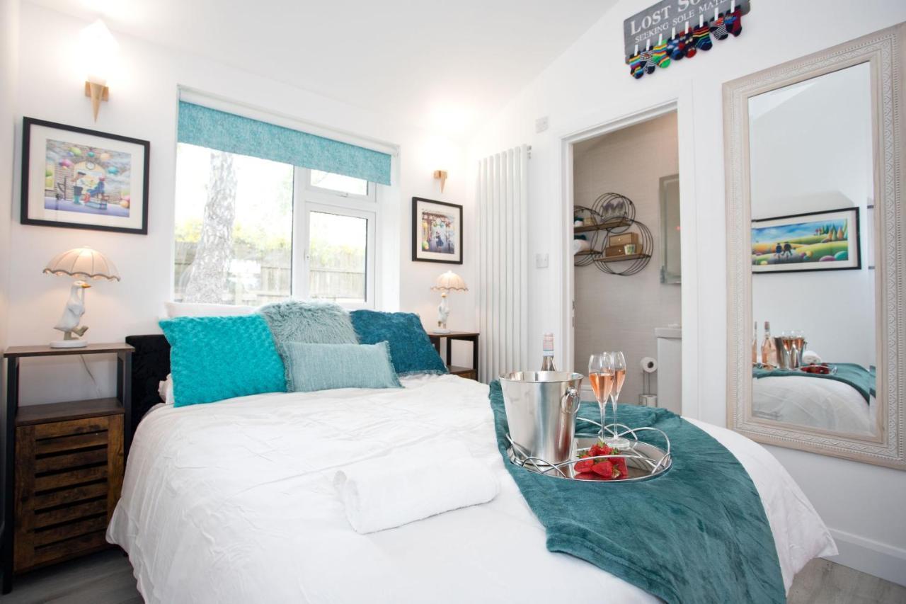 The Bearded Goat Den - A Rural Retreat At This Modern Holiday Cottage Saint Leonards 외부 사진